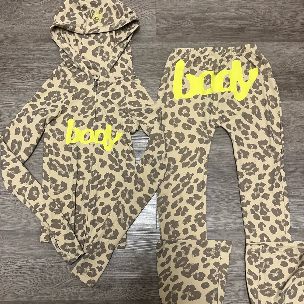Body By Raven Body Basics Low Rise Set in Giraffe/Yellow